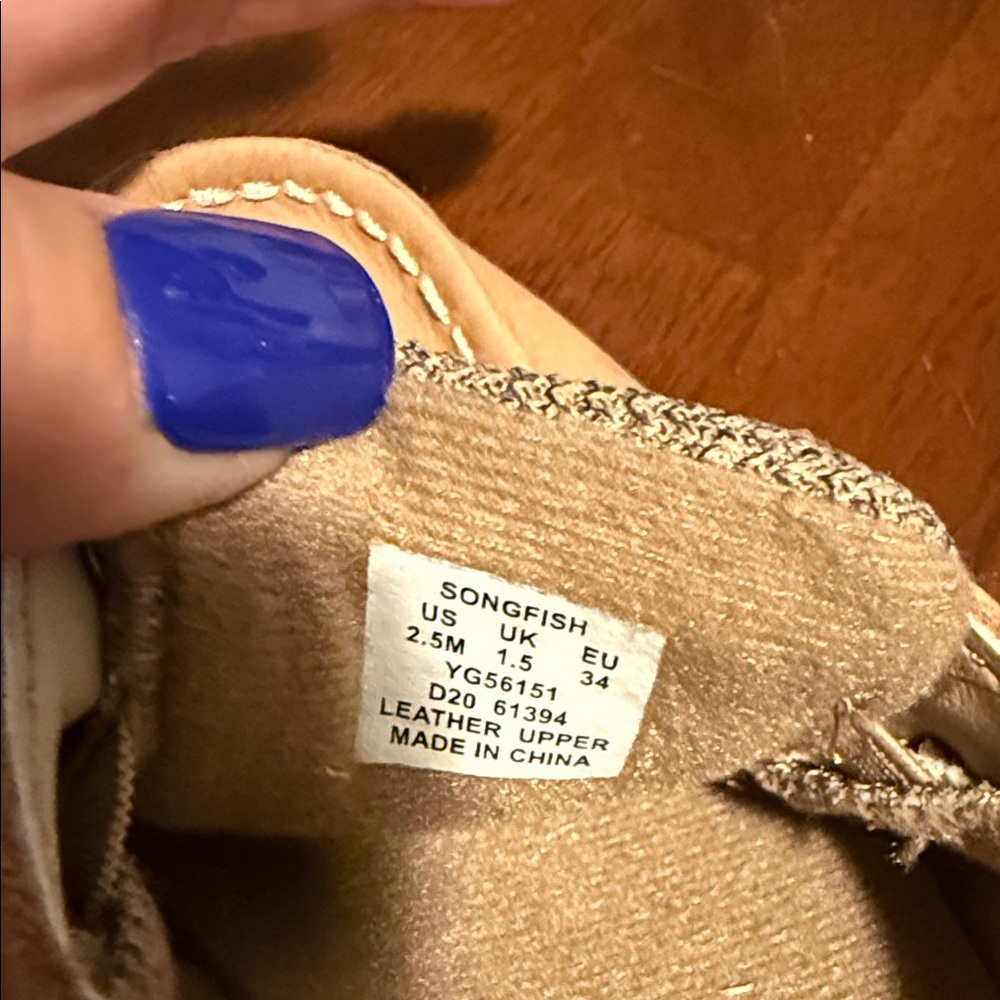 Sperry - Picture 4 of 5